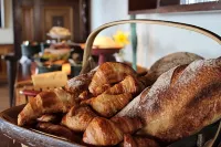 Green Hotel - breakfast