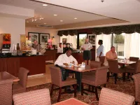 Hampton Inn Henderson-I-85 - breakfast