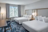 Fairfield Inn & Suites Penticton Hotels in Penticton