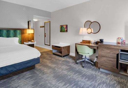 Holiday Inn - Sarasota Bradenton Airport Over view