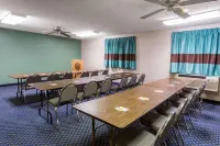 Super 8 by Wyndham Richmond Midlothian Turnpike