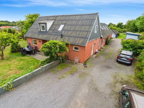 "Atena" - 250m from the Sea