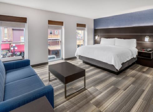 Holiday Inn Express & Suites DEADWOOD-GOLD DUST CASINO by IHG