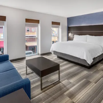 Holiday Inn Express & Suites DEADWOOD-GOLD DUST CASINO by IHG