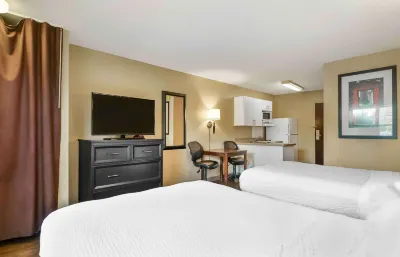 Sonesta Simply Suites Lansing Hotels in Lansing
