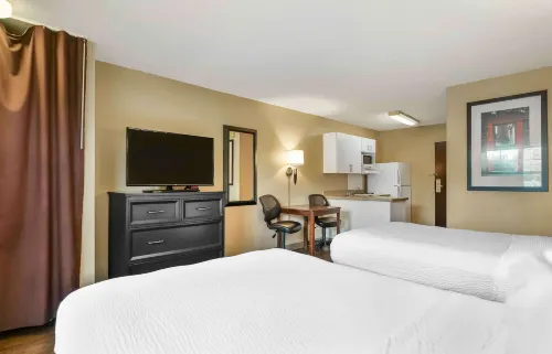 Sonesta Simply Suites Lansing