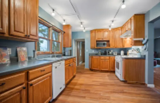 Escape to the Countryside at Black Oak Farm
