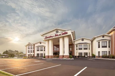 Hampton Inn & Suites Fairfield Hotels in Fairfield Township