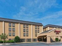 Hampton Inn Dover Hotels near Dover Commons