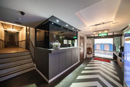 Gwangju Namjongmyeon Renaissance Отели в г. Кванджу