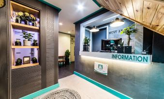 Must Stay Hotel Myeongdong
