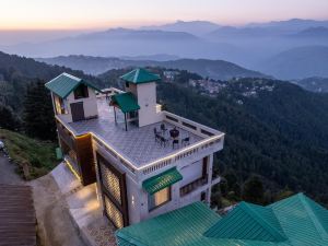 The Seasons Dalhousie - Best Valley View & Mountain View Hotel in Dalhousie