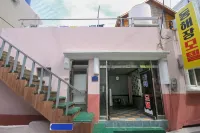 Ulleung Donghaejang Motel