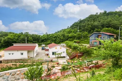 Hapcheon Ari Pension Hotels near Habcheonho gwangwangji