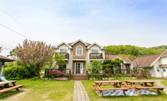 Gongju Jakeun Shimteo Pension