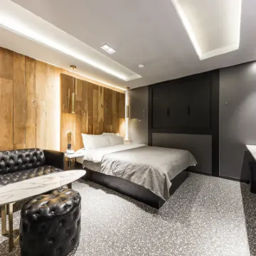 โรงแรมเรนโบว์ โรงแรมใกล้สวนยูริม
