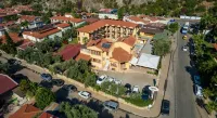 Belcehan Beach - Resorts