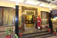 Amantra Comfort Hotel Hotels near Sukhadiya Garden
