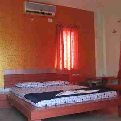 Shri Kelkar Residency Rooms