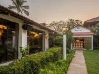 Green Meadows Resort Hotels near ECR Beach