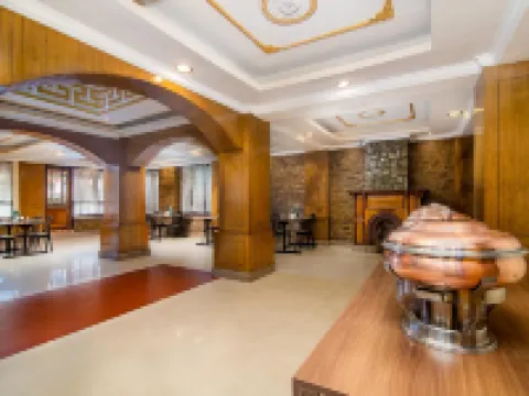 Muscatel BhumSang - 200 MTS from Mall Road Hotels in Darjeeling