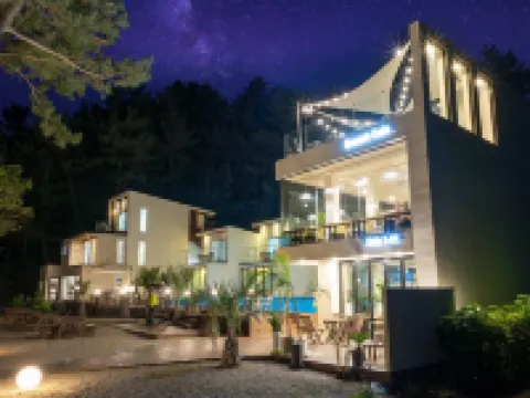 Uljin Sanpoli Pension Hotels in Uljin-gun