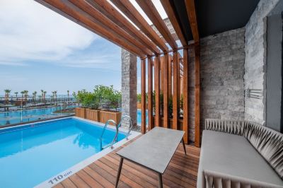 屋外プール ナシラ リゾートホテル & アクア - スパ- オール インクルーシブの写真