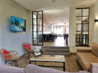 Tierra Gaucha Hostel Boutique Hotels in Dina Huapi
