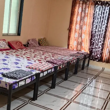 Siddharth Holiday Home