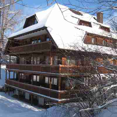 IMbery Hotel & Restaurant Hinterzarten Hotel Exterior