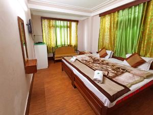 Retreat Hotel Samden, Darjeeling