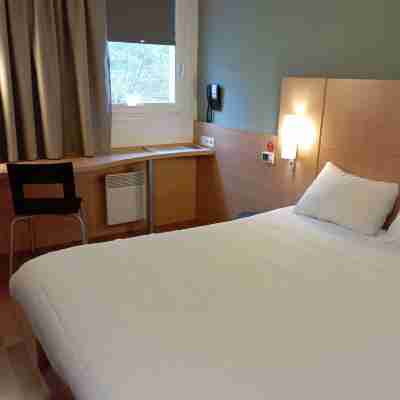 ibis les Etangs des Moines Rooms