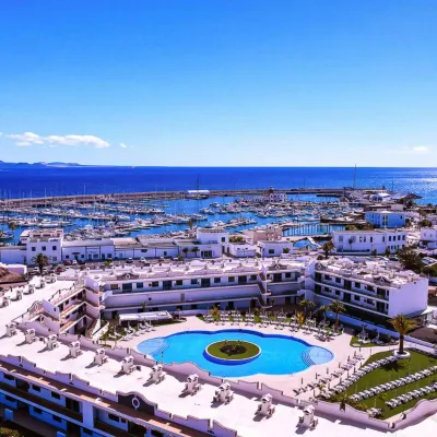Hotel Cordial Marina Blanca Hotels near Playa de las Coloradas
