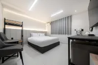 อีซี่ สเตย์ โฮเทล อิน ซินัน-ดง กวางจู