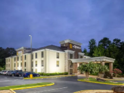 La Quinta Inn & Suites by Wyndham Covington Hotels in Covington