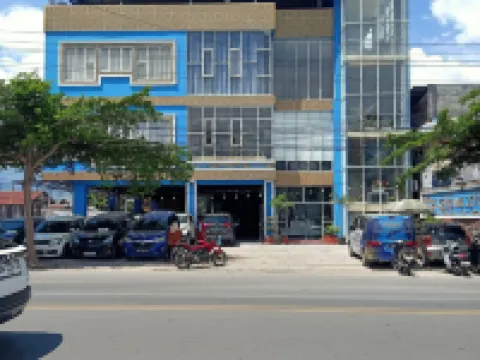HOTEL KEMBANG JOYO Hotels in Palu