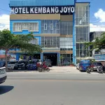 HOTEL KEMBANG JOYO Hoteles cerca de Lore Lindu National Park
