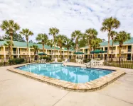 Comfort Suites Tampa Airport North Hotel di Citrus Park