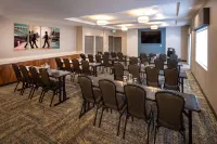 普爾曼希爾頓歡朋酒店