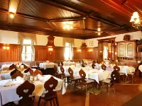 Hotel Lebzelter