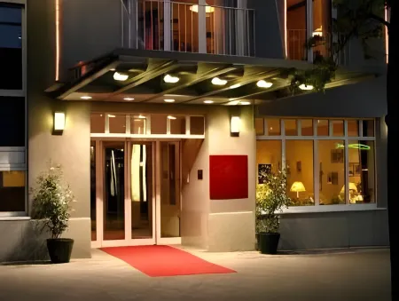 Mercure Hotel Plaza Magdeburg Отели в г. Ванцлебен-Бёрде