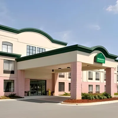 Holiday Inn Express & Suites MOBILE – I-65 by IHG Hotels near Bienville Square