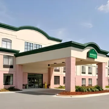 Holiday Inn Express & Suites MOBILE – I-65 by IHG