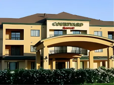 Courtyard Brownsville