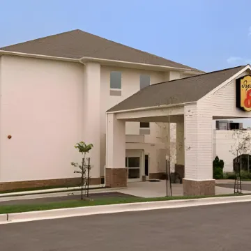 Super 8 by Wyndham Rolla