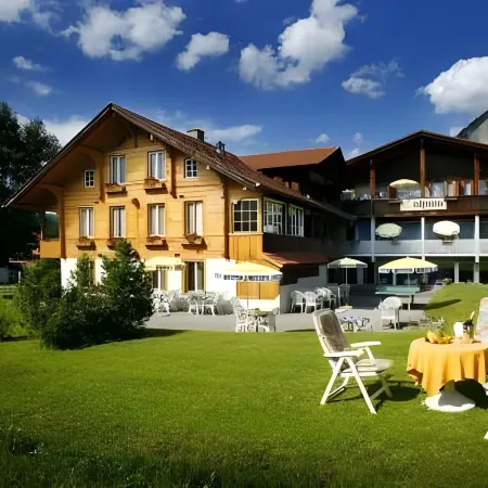 Hotel Alpina
