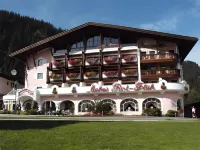Wellnesshotel ...Liebes Rot-Flüh Hôtels à : Gemeinde Nesselwangle