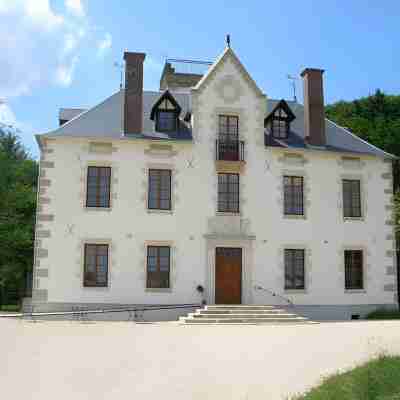 Domaine de Chantemerle Hotel Exterior