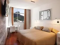 Ritz Leblon Hotels near Fashion Mall