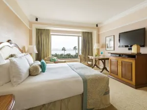 Taj Lands End